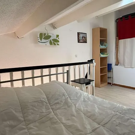 2 Pieces Mezzanine Avec Terrasse Dans Avec Piscine Jusqu'a 4 Personnes Ar590-024 Argelès-sur-Mer